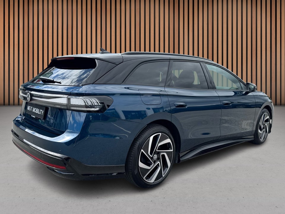 VW ID.7 77 Style Tourer 5d