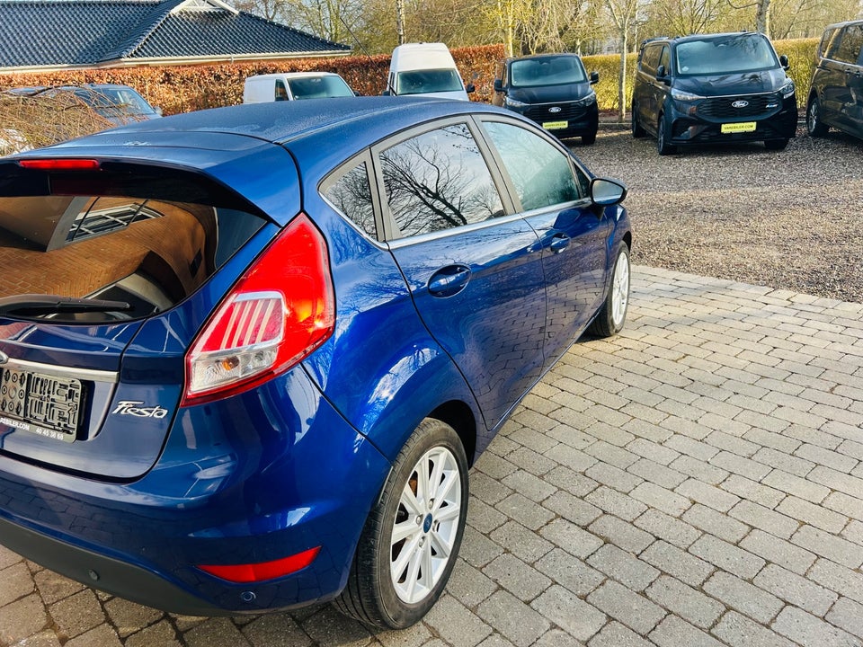 Ford Fiesta 1,1 Titanium Van 5d