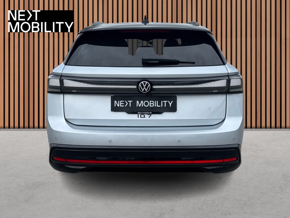 VW ID.7 77 Pro Tourer 5d