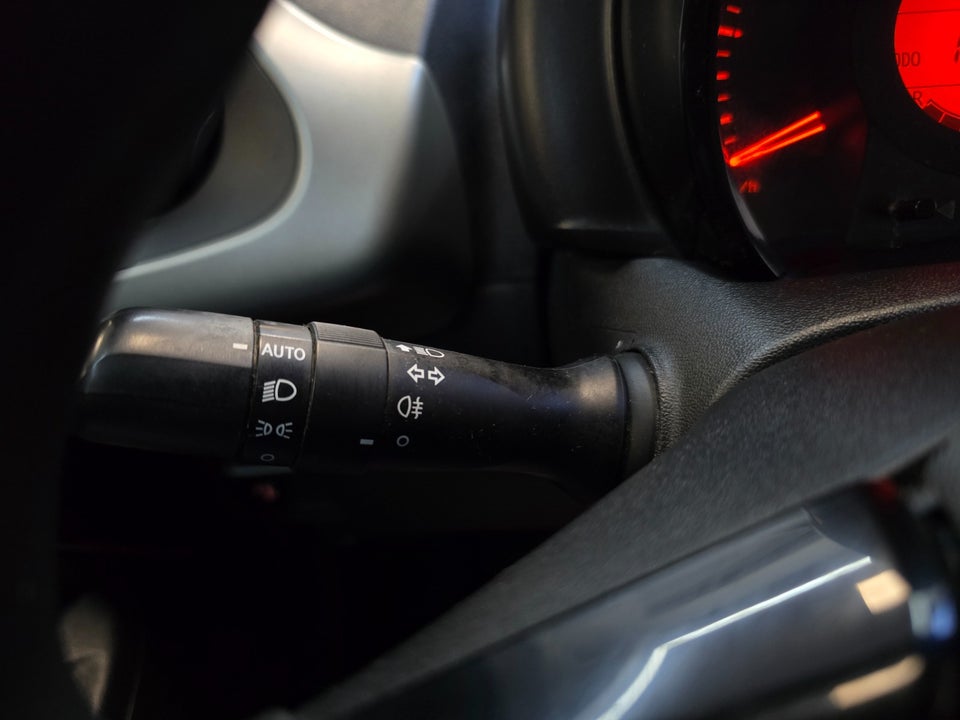 Citroën C1 1,2 PureTech Iconic 5d