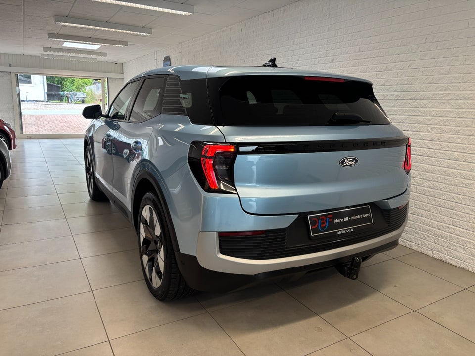 Ford Explorer 77 Premium Extended Range 5d