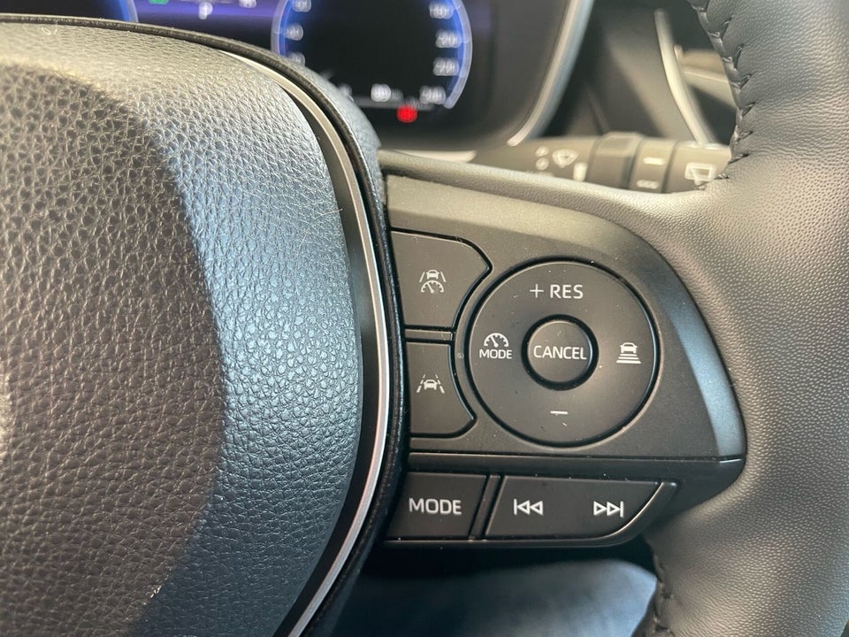 Toyota Corolla Cross 1,8 Hybrid Style Comfort CVT 5d