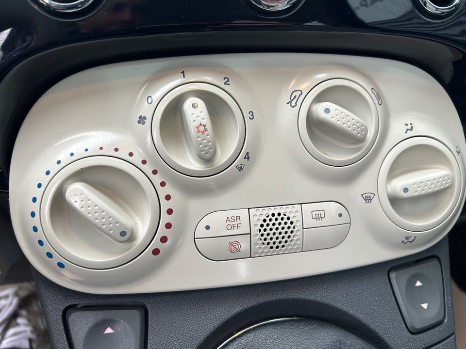 Fiat 500 0,9 TwinAir 85 Lounge 3d