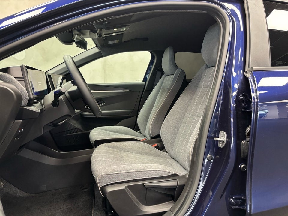 Renault Megane E-Tech 40 Equilibre 5d