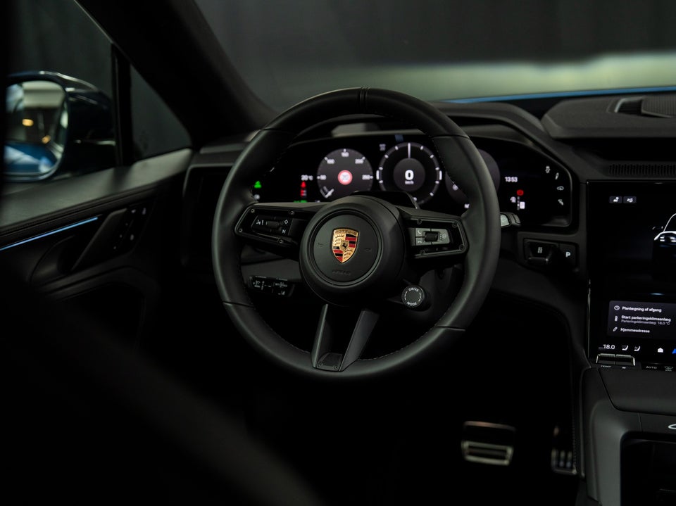 Porsche Cayenne S Electric 5d
