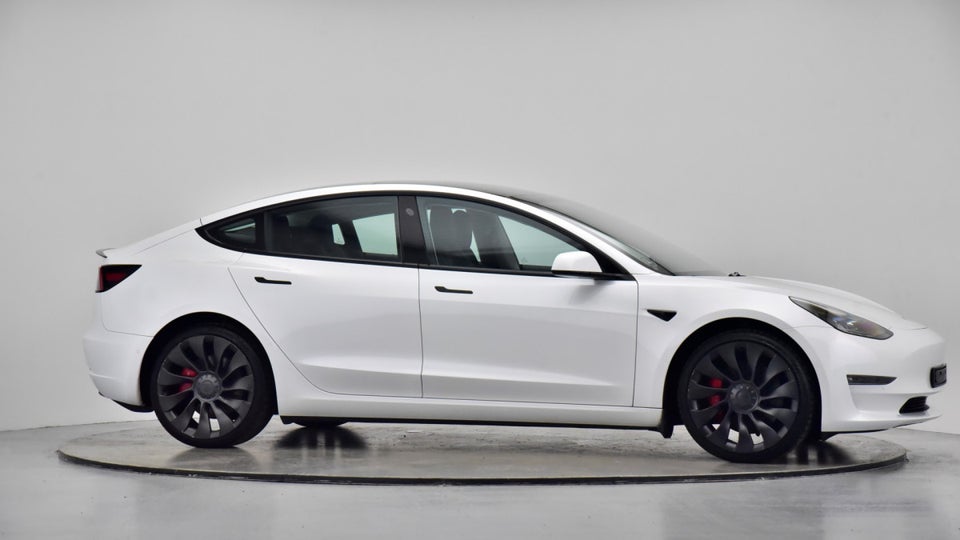 Tesla Model 3 Performance AWD 4d