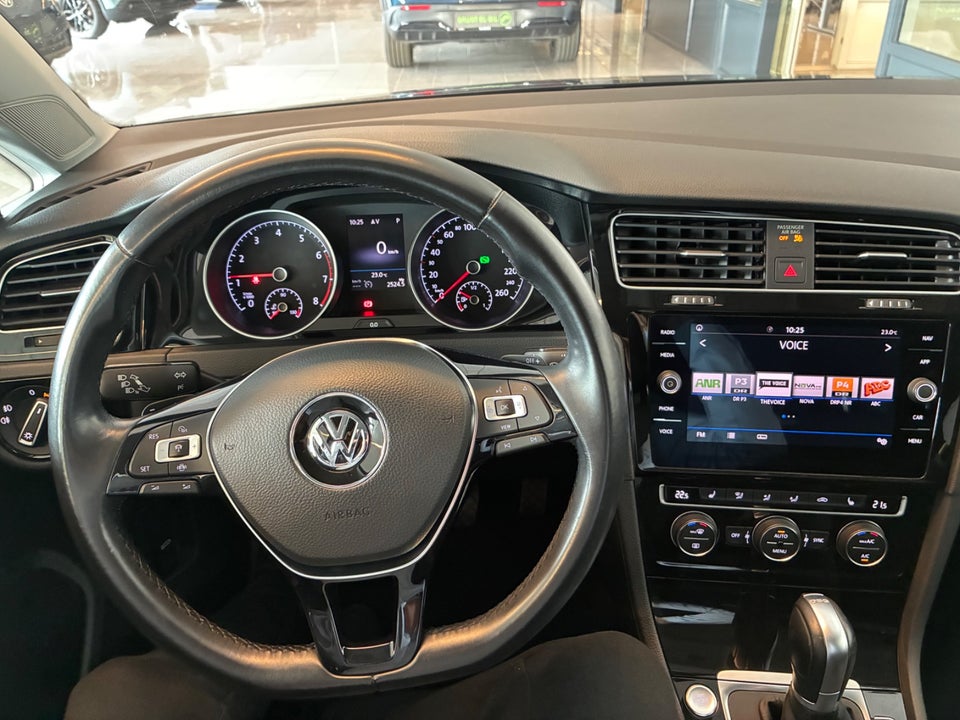 VW Golf VII 1,5 TSi 150 Highline Variant DSG 5d