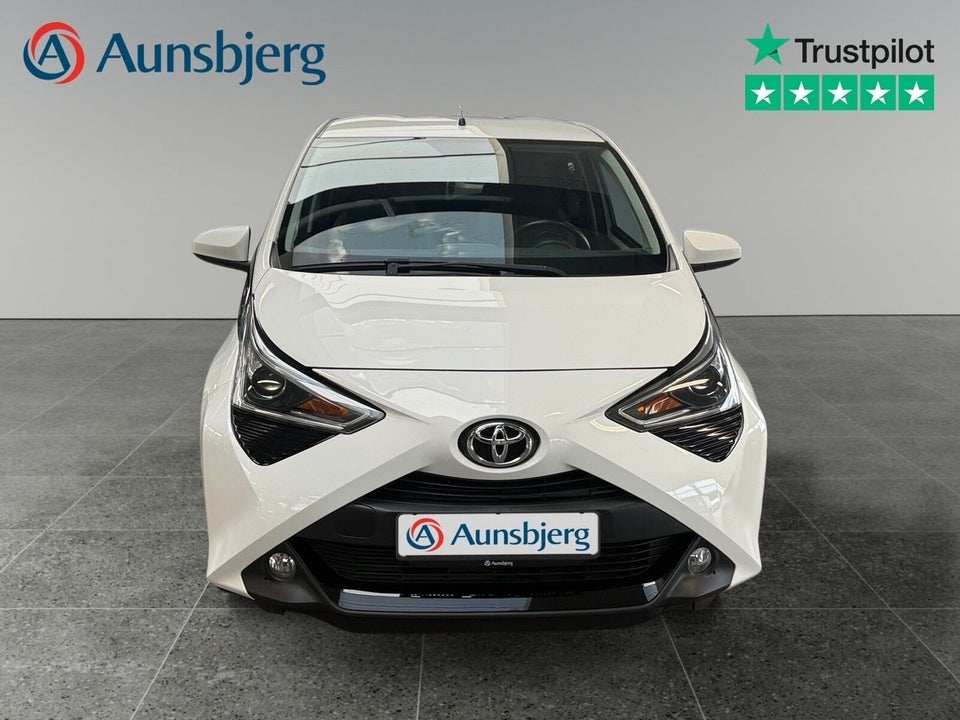 Toyota Aygo 1,0 VVT-i x-press 5d