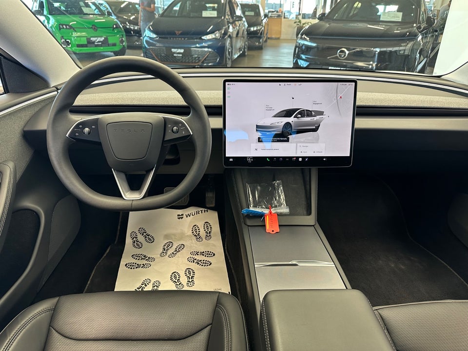 Tesla Model 3 RWD 4d