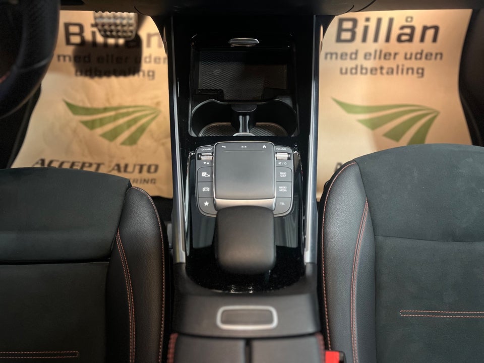 Mercedes EQB250 AMG Line 5d