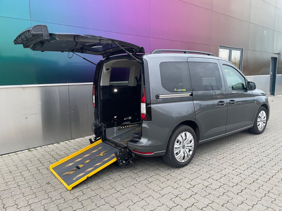 VW Caddy 1,5 TSi 114 Family 5d