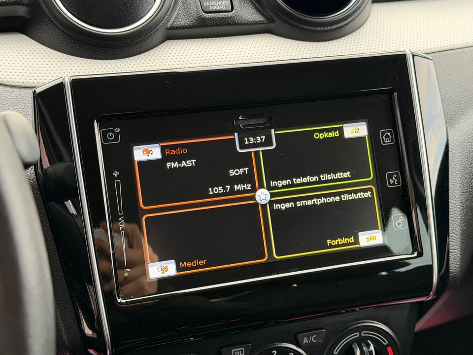 Suzuki Swift 1,2 mHybrid Action 5d