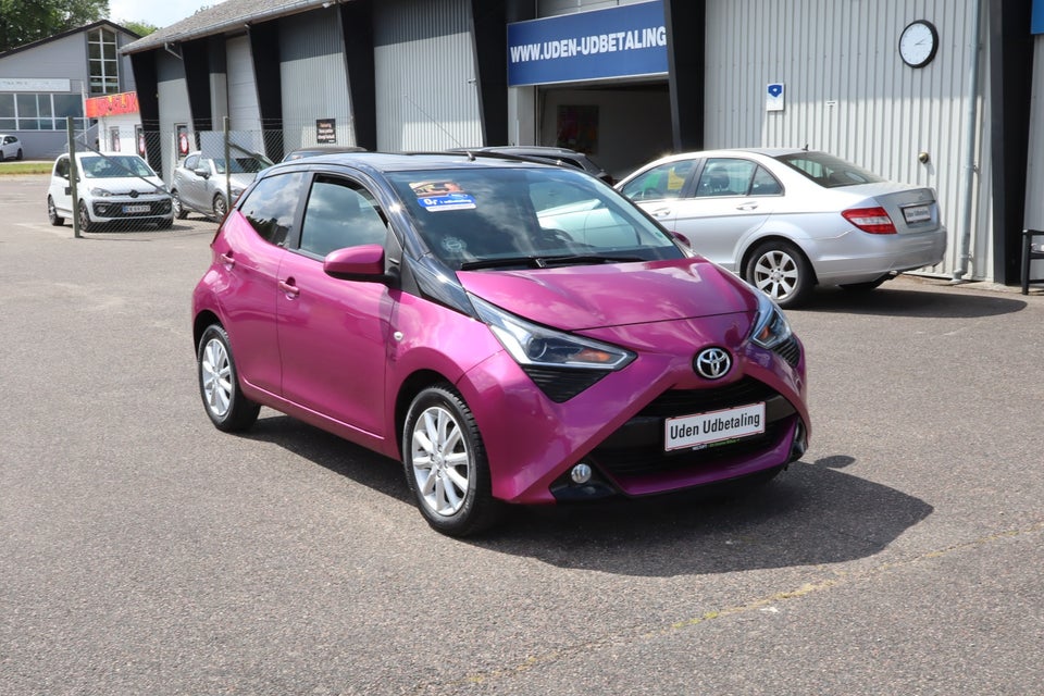 Toyota Aygo 1,0 VVT-i x-pression 5d