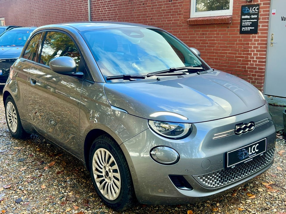 Fiat 500e 42 Icon 3d
