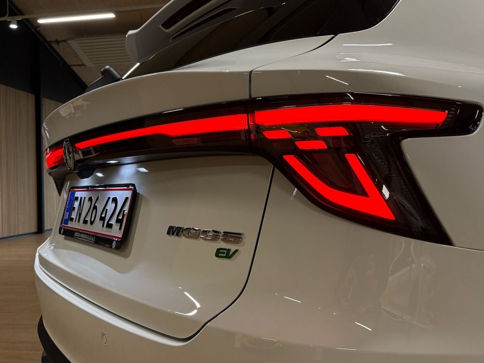 MG MGS5 64 Luxury 5d