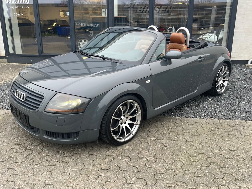 Audi TT 1,8 T 225 Roadster quattro 2d