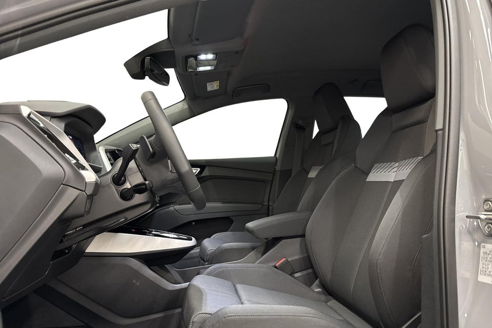 Audi Q4 e-tron 45 S-line 5d