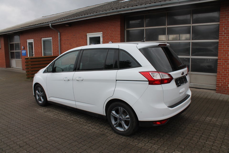 Ford Grand C-MAX 1,5 TDCi 120 Business Van 5d