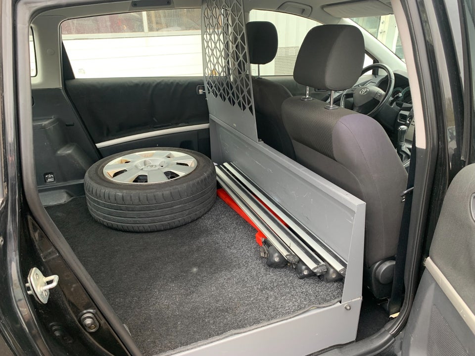 Toyota Corolla Sportsvan 1,8 Terra 5d