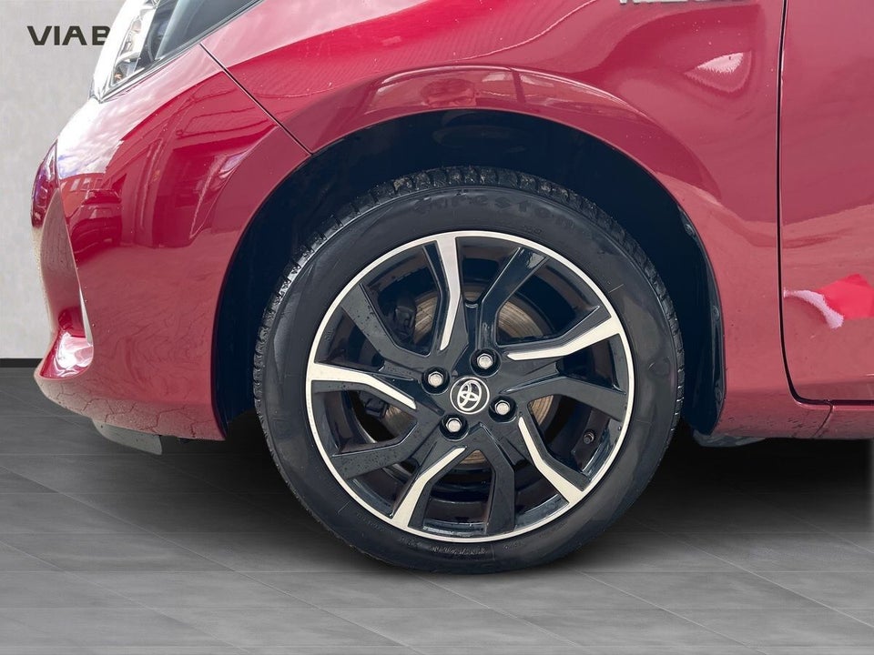Toyota Yaris 1,5 Hybrid Spirit e-CVT 5d