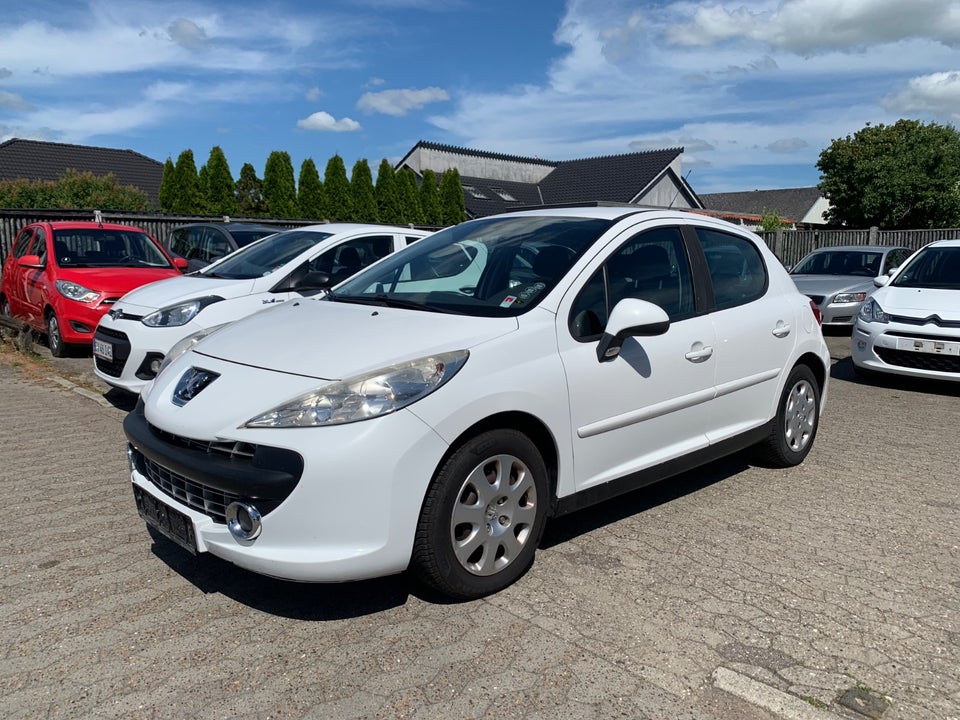 Peugeot 207 1,6 HDi 109 Premium 5d