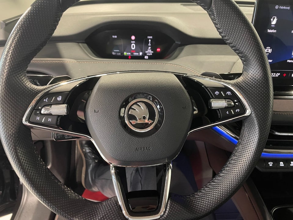 Skoda Enyaq 80 iV Suite 5d