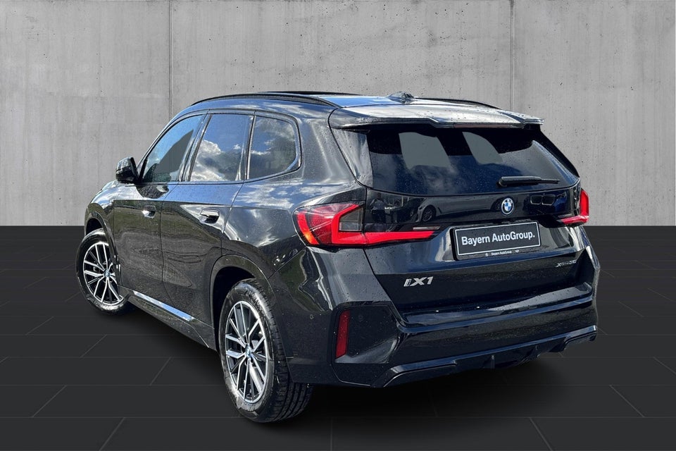 BMW iX1 xDrive30 Fully Charged M-Sport 5d