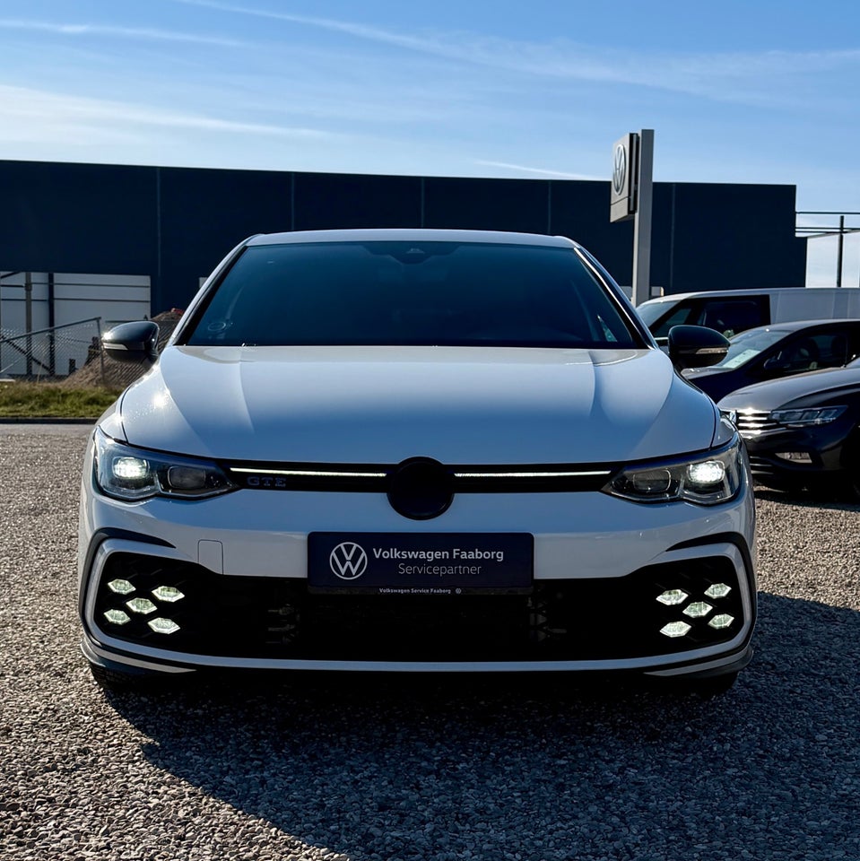 VW Golf VIII 1,4 GTE DSG 5d