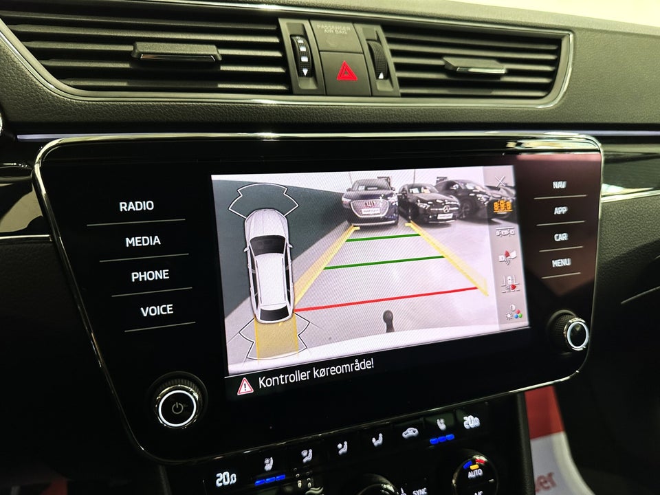 Skoda Superb 1,4 TSi iV Laurin & Klement Combi DSG 5d