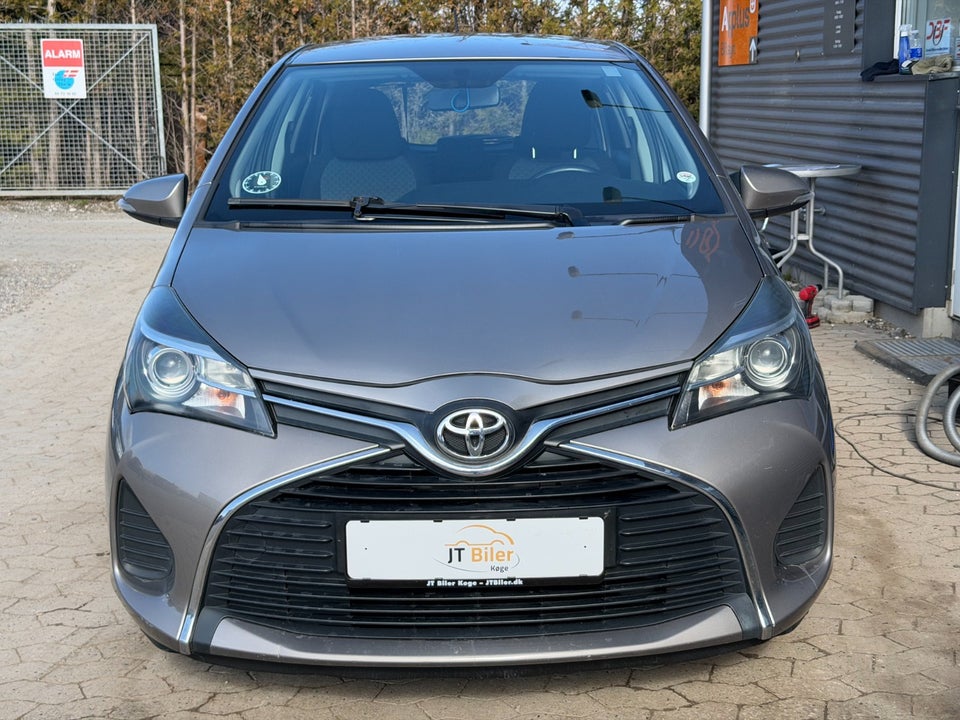 Toyota Yaris 1,0 VVT-i T2 Komfort 5d