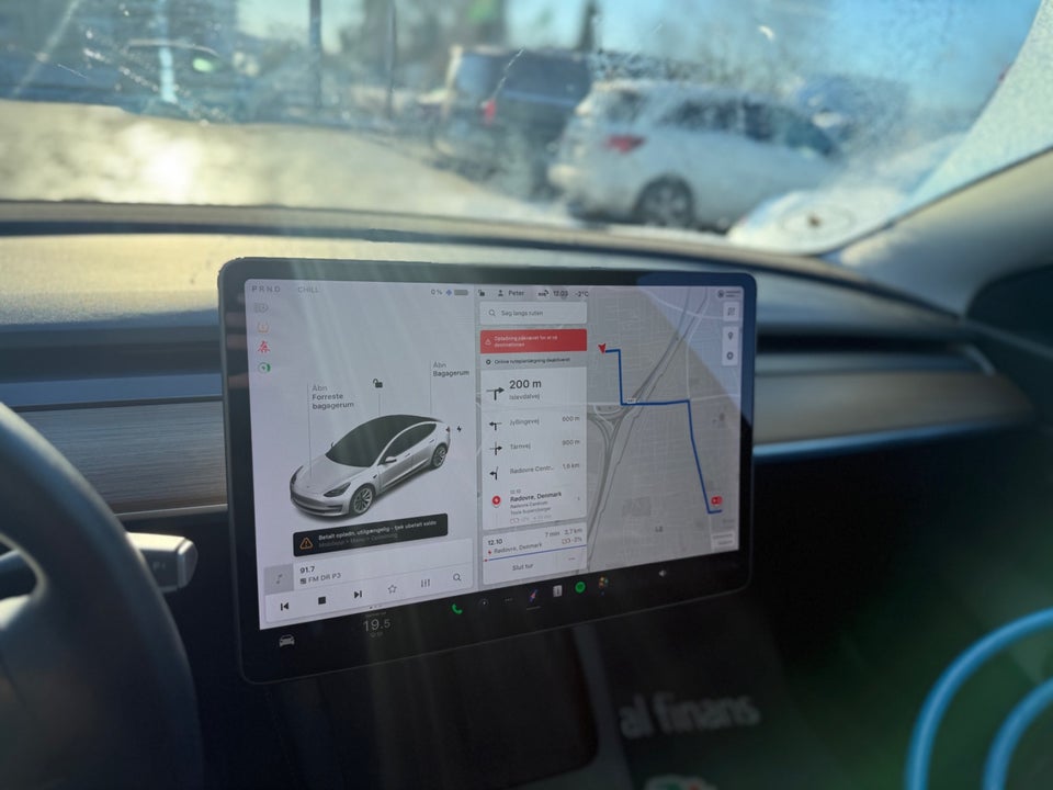 Tesla Model 3 Standard Range+ RWD 4d