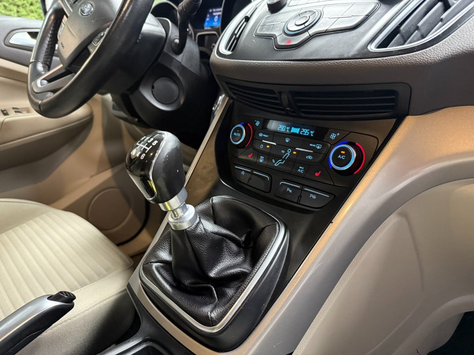 Ford C-MAX 1,0 SCTi 100 Titanium 5d