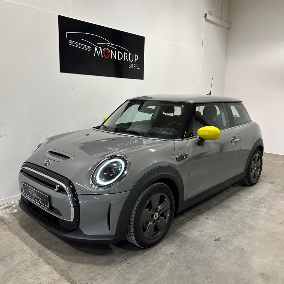 MINI Cooper SE Essential Trim 3d