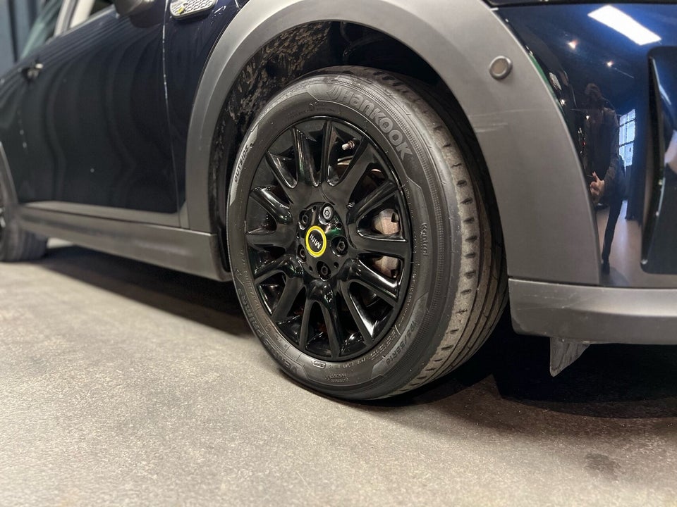 MINI Cooper SE Edition Premium Plus 3d