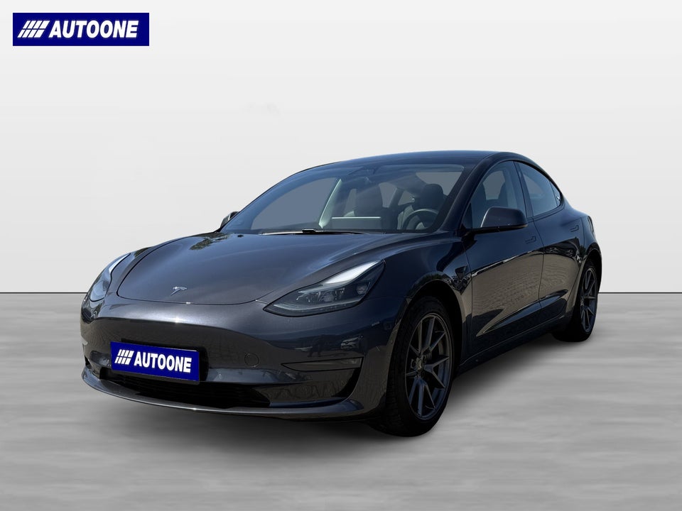 Tesla Model 3 Long Range AWD 4d