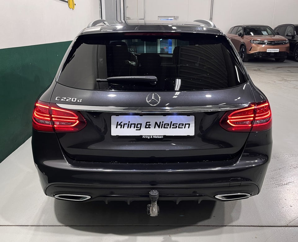 Mercedes C220 d 2,0 AMG Line Night Edition stc. aut. 5d