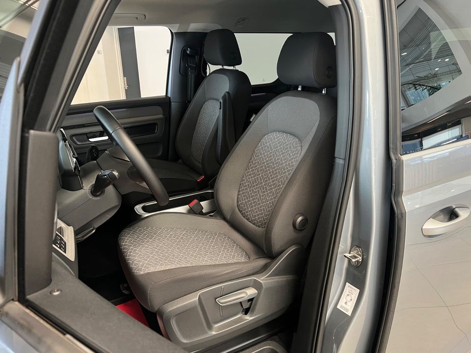 VW ID.Buzz 77 Pro SWB 5d