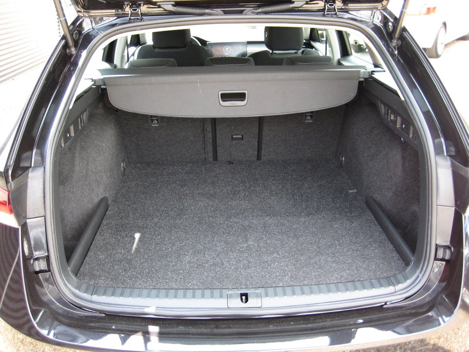 Skoda Octavia 1,4 TSi iV Plus Combi DSG 5d