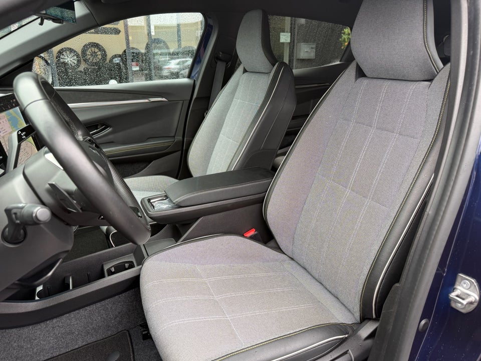 Renault Megane E-Tech 60 Techno 5d