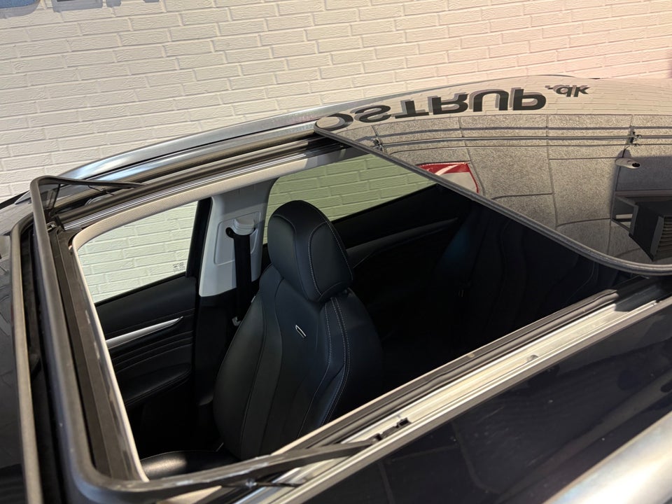 MG Marvel R Luxury 5d