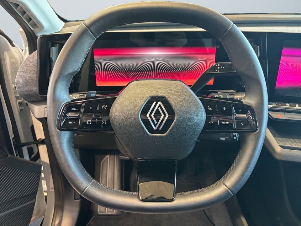 Renault Megane E-Tech 40 Equilibre 5d