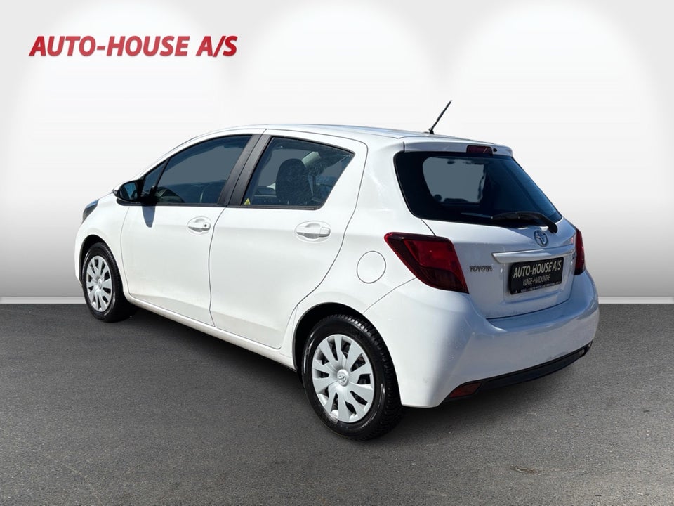 Toyota Yaris 1,0 VVT-i T2 5d