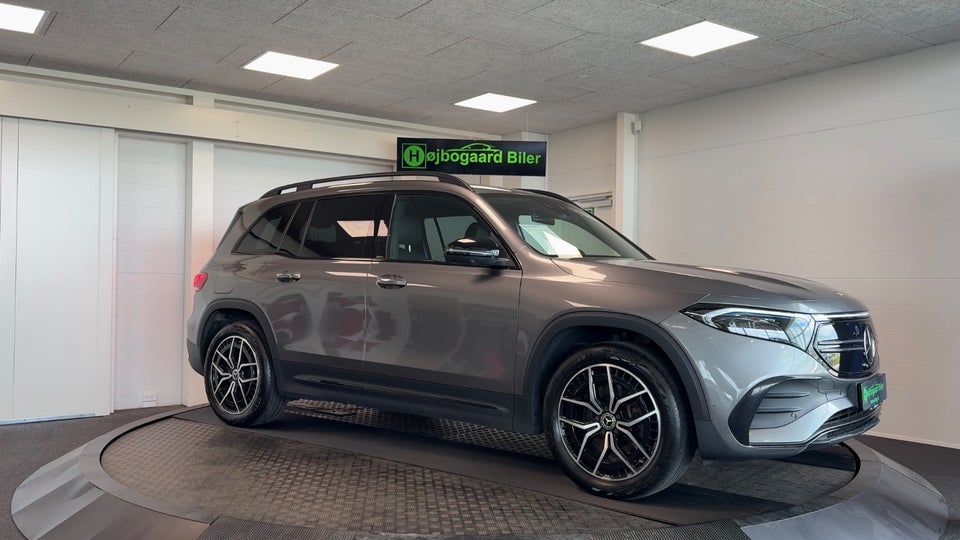 Mercedes EQB250 AMG Line 5d