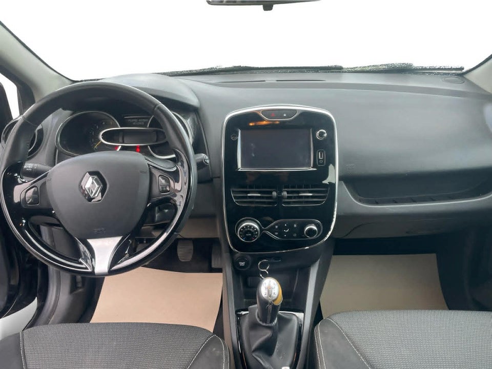 Renault Clio IV 1,5 dCi 75 Expression 5d