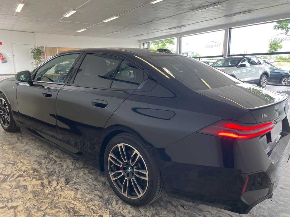 BMW i5 eDrive40 M-Sport Pro 4d
