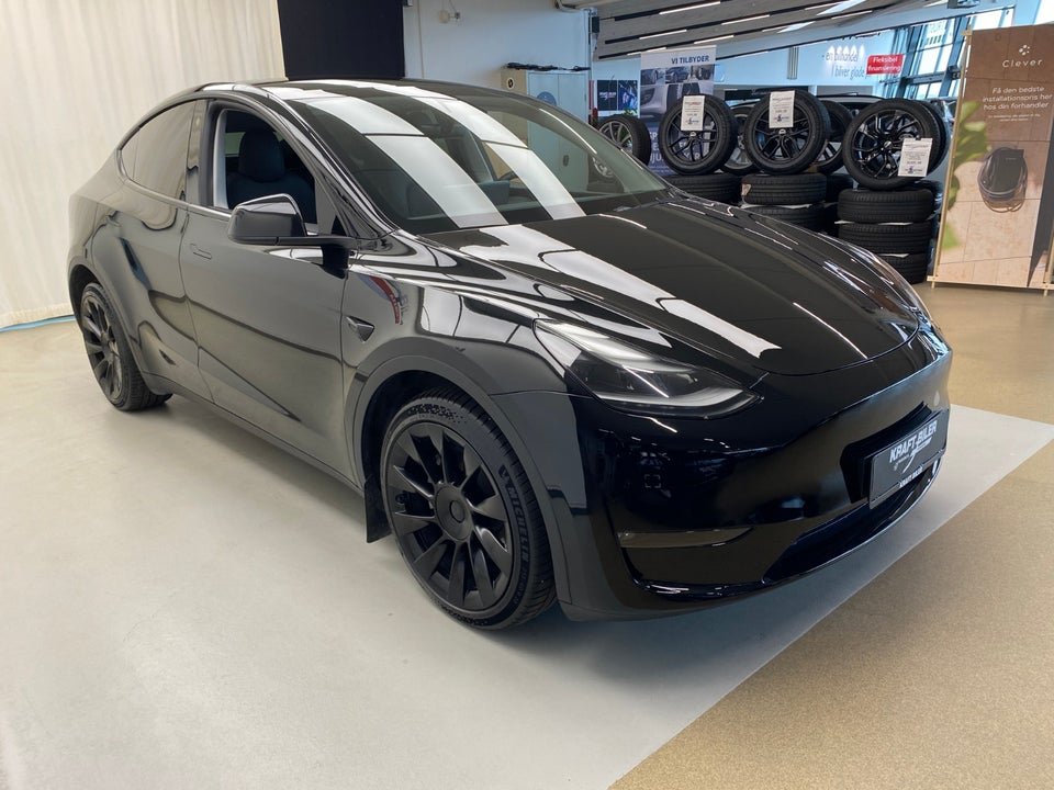 Tesla Model Y Long Range AWD 5d