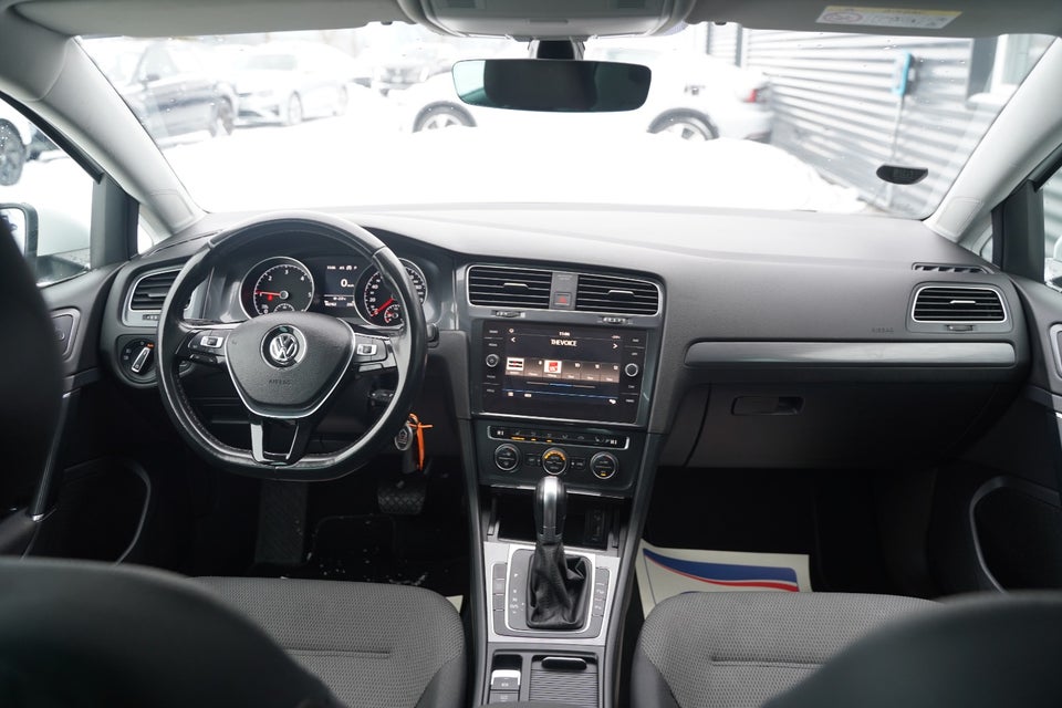 VW Golf VII 1,6 TDi 115 Comfortline DSG 5d