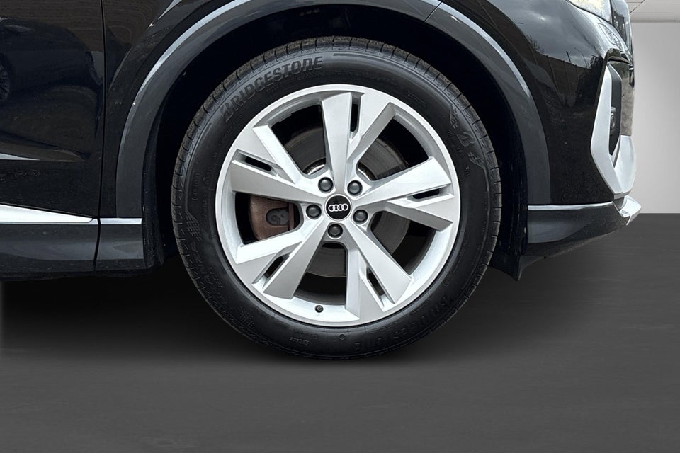Audi Q4 e-tron 40 Attitude S-line 5d