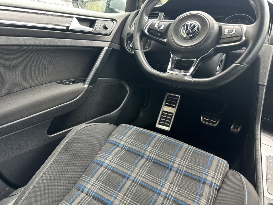 VW Golf VII 1,4 GTE DSG Van 5d