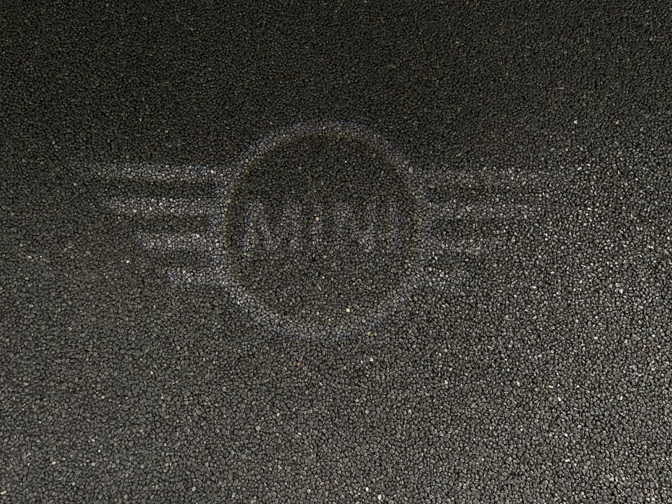 MINI Cooper SE Maximise 3d